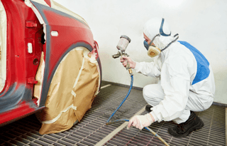 Lakování vozidel a dílů karoserie