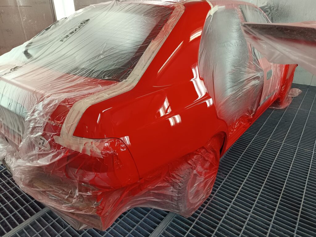 Lakování zadní blatník auta