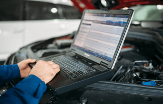 Profesionální diagnostika automobilu